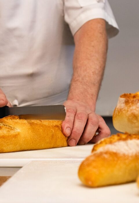 How to Bake Fluffy Bread at Home Without a Bread Machine