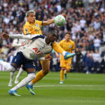 Brighton boss’s claims over a controversial VAR decision have been dismissed by former Professional Game Match Officials Limited chief Keith Hackett, as Seagulls fans accused officials of bias following a bizarre moment shortly before Xavi Simons’ legitimate goal.