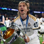 SAVAGE! TOTTENHAM DUMP OUT BELOVED FAN-FAVOURITE WHO HELPED WIN THE EUROPA LEAGUE!