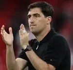 Roberto De Zerbi’s team selection has come under fire from Tottenham fans after a key player was left out of his starting lineup against Brentford.